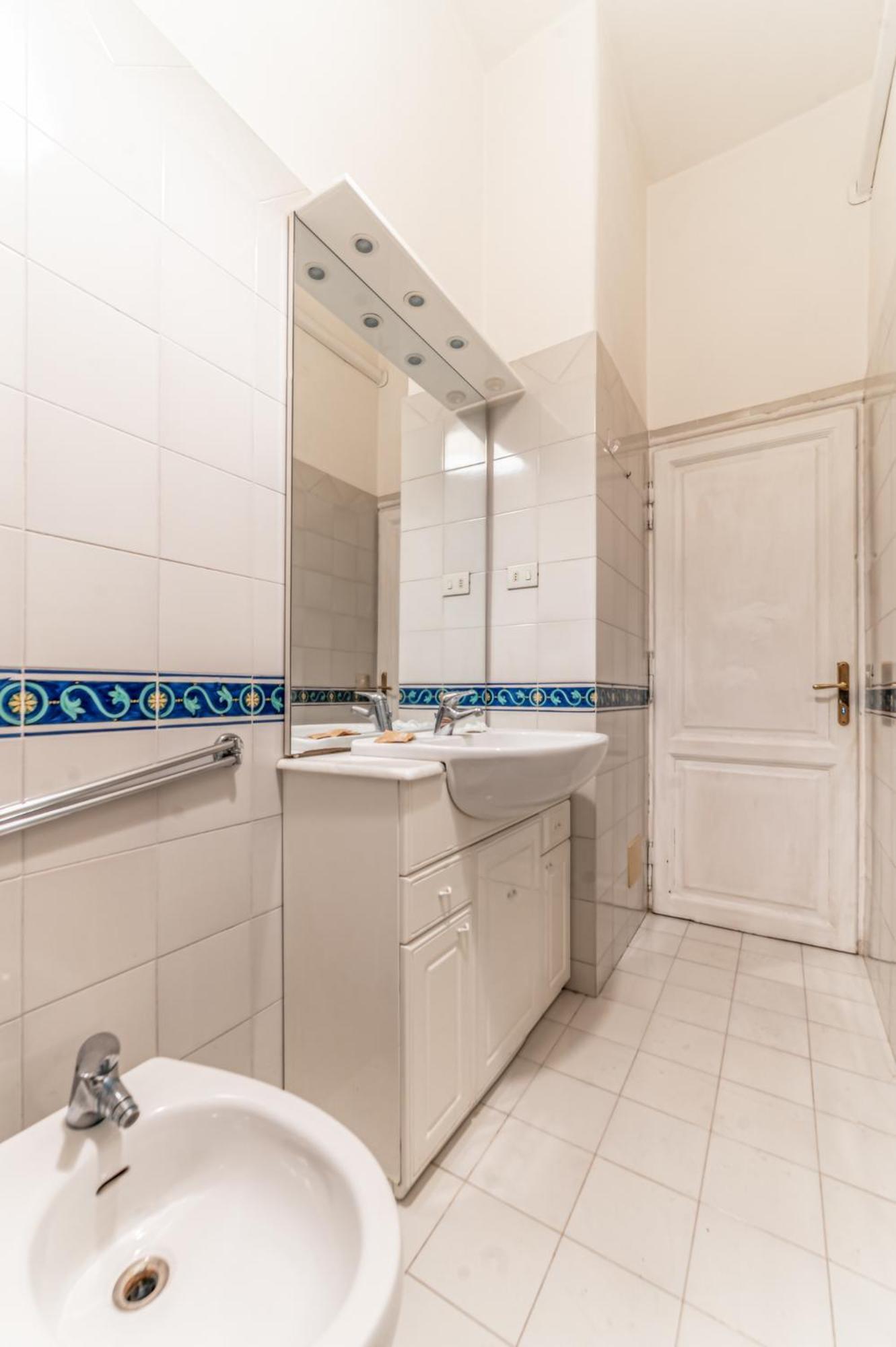 Casa Anna - Vatican & Metro Ottaviano Apartment *